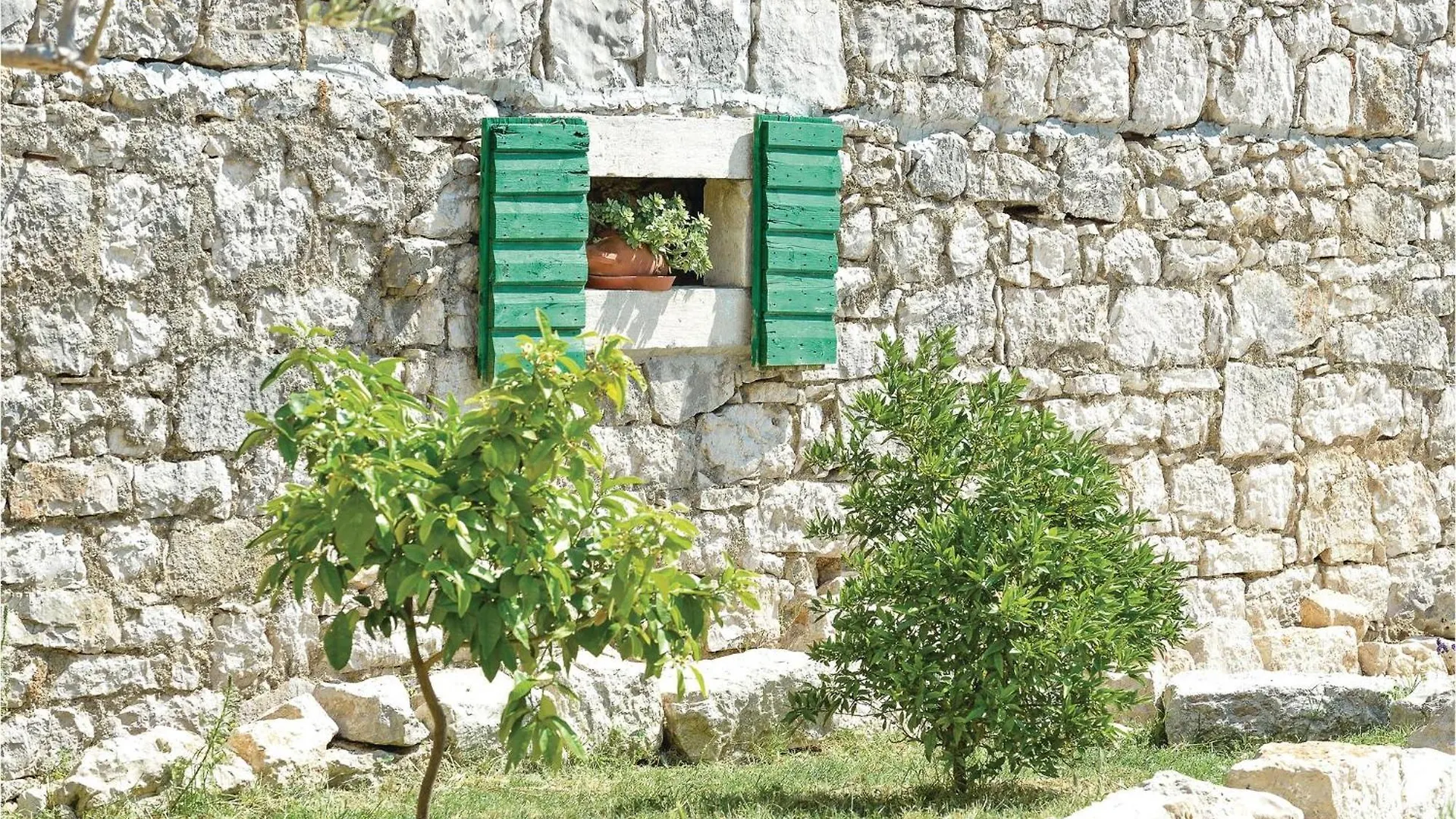 Cozy Home In Pakostane With Kitchen 0*,  Croácia
